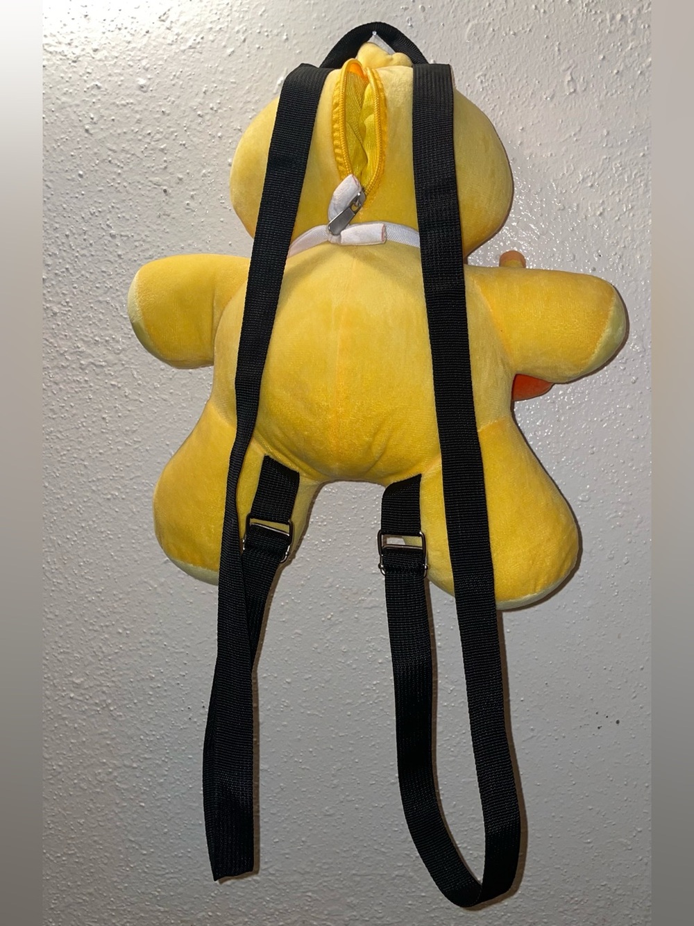 Five Nights at Freddy's Chica Plush Backpack "Let's Eat!!!" - Picture 7 of 11